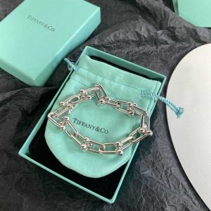 TIFFANY & CO. JEWELREY ¨C WJL56