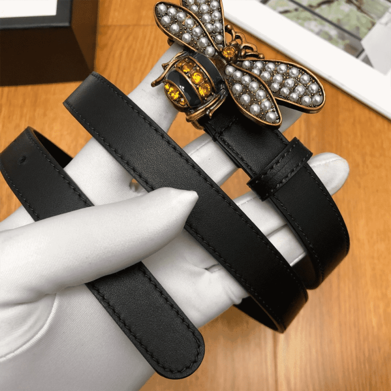 GUCCI BEE BUCKLE BELT ¨C B17 - Image 2