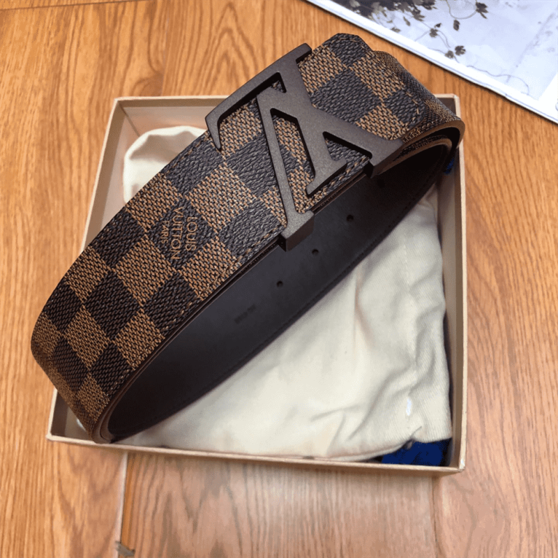 LOUIS VUITTON DAMIER EBENE LV INITIALES BELT ¨C B31 - Image 2