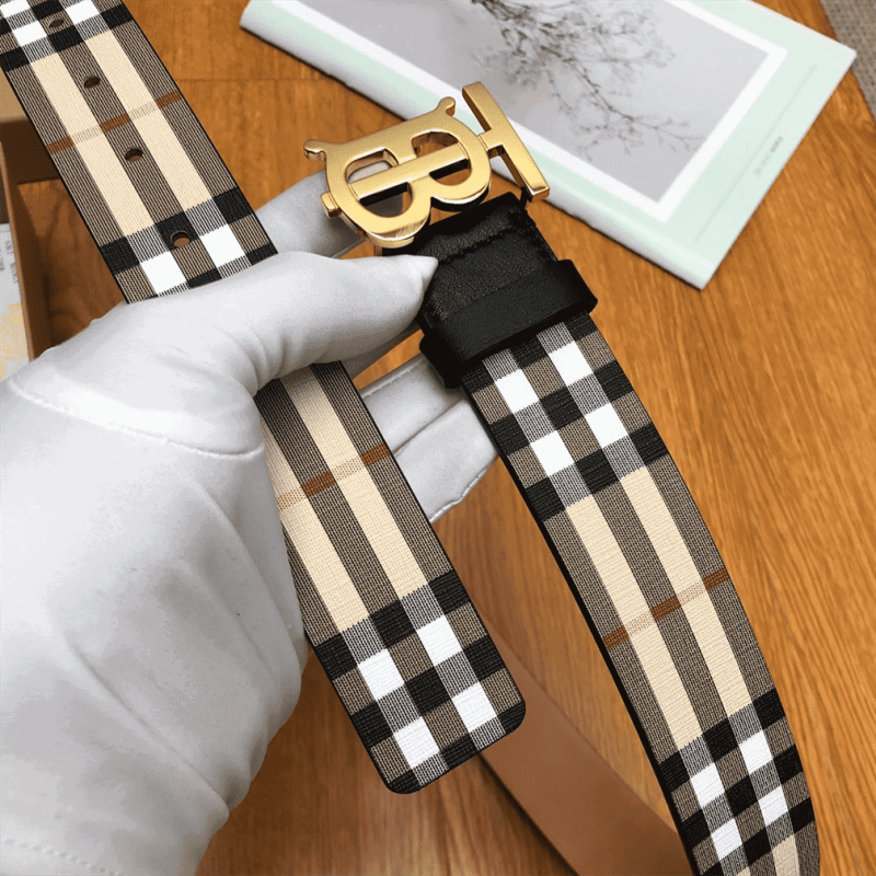 BURBERRY REVERSIBLE MONOGRAM MOTIF VINTAGE CHECK BELT IN ARCHIVE BEIGE - B27 - Image 5