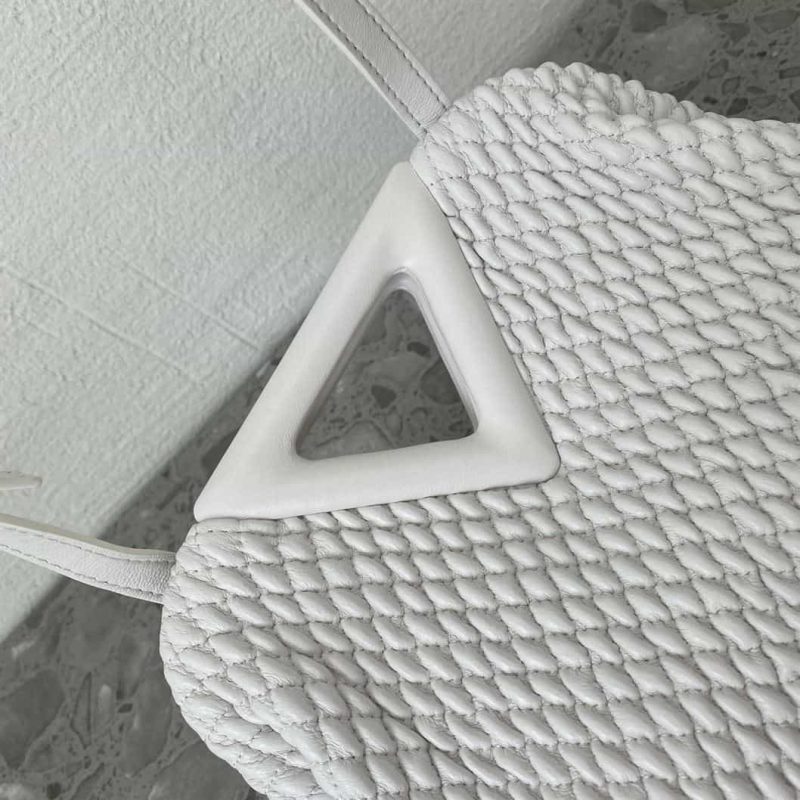 BOTTEGA VENETA WOMEN’S POINT IN CHALK – WBV23 - Image 5