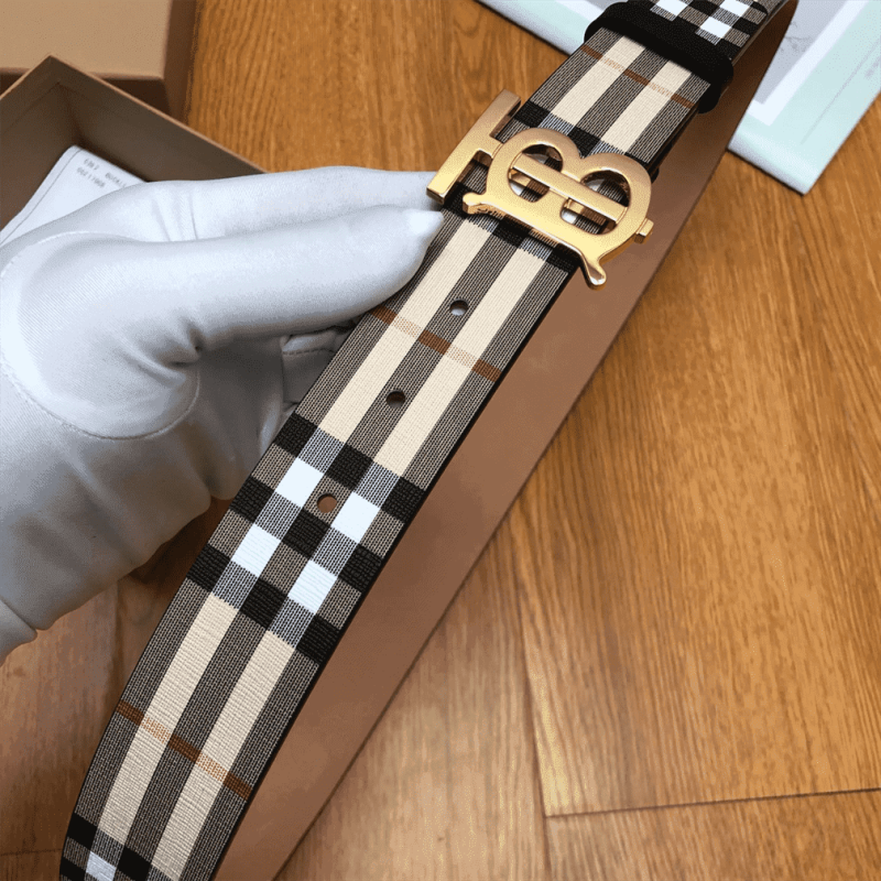 BURBERRY REVERSIBLE MONOGRAM MOTIF VINTAGE CHECK BELT IN ARCHIVE BEIGE - B27 - Image 6