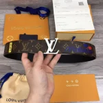 LOUIS VUITTON BELT B306