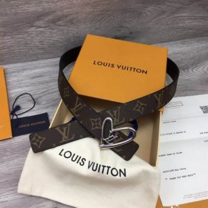 LOUIS VUITTON BELT-B036