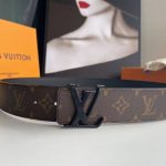 LOUIS VUITTON BELT-B042