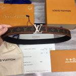 LOUIS VUITTON BELT-B071