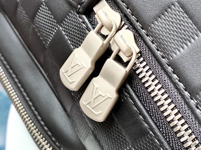 LOUIS VUITTON CAMPUS BACKPACK DAMIER INFINI LEATHER – WLM525 - Image 4