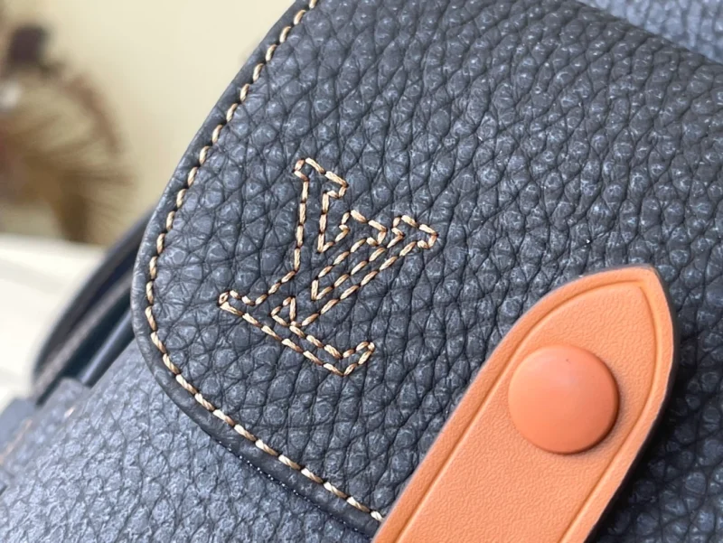 LOUIS VUITTON CHRISTOPHER PM BACKPACK IN BLACK AND BLUE – WLM527 - Image 4