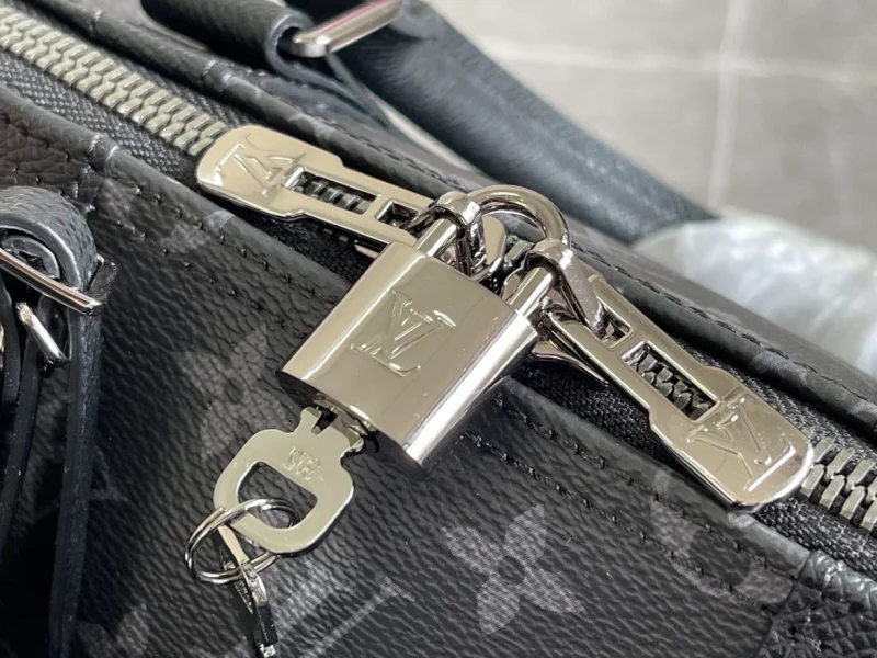 LOUIS VUITTON KEEPALL 50 BANDOULIÈRE TAIGARAMA – WLM538 - Image 4