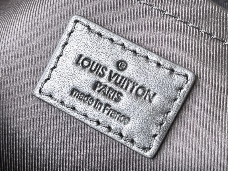LOUIS VUITTON KEEPALL BANDOULIÈRE 25 BAG TAURILLON MONOGRAM – WLM555 - Image 4