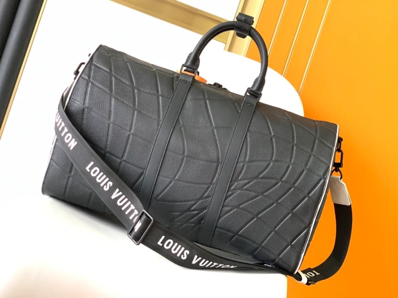 LOUIS VUITTON KEEPALL BANDOULIERE 50 TAURILLON CALFSKIN BAG IN BLACK – WLM537 - Image 3
