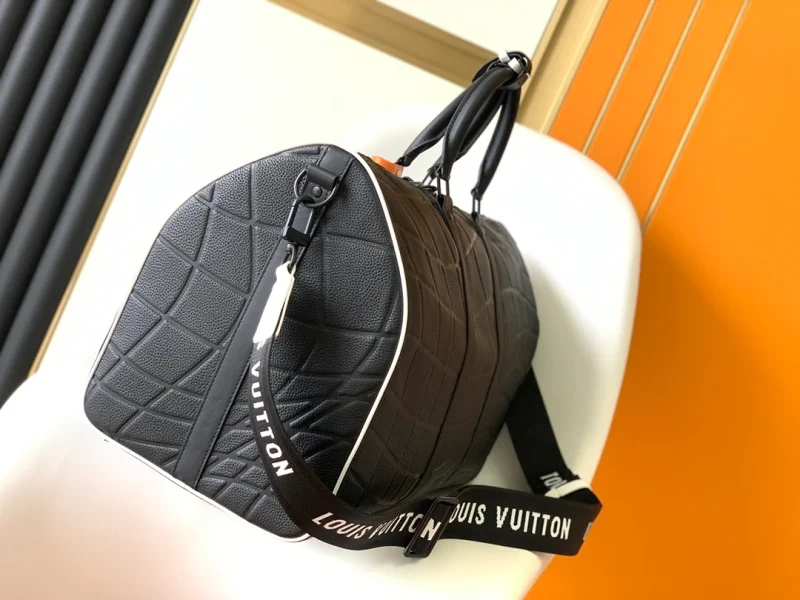 LOUIS VUITTON KEEPALL BANDOULIERE 50 TAURILLON CALFSKIN BAG IN BLACK – WLM537 - Image 7