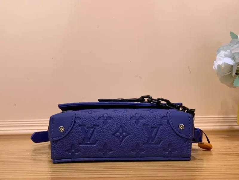 LOUIS VUITTON STEAMER WEARABLE WALLET – WLM581 - Image 3