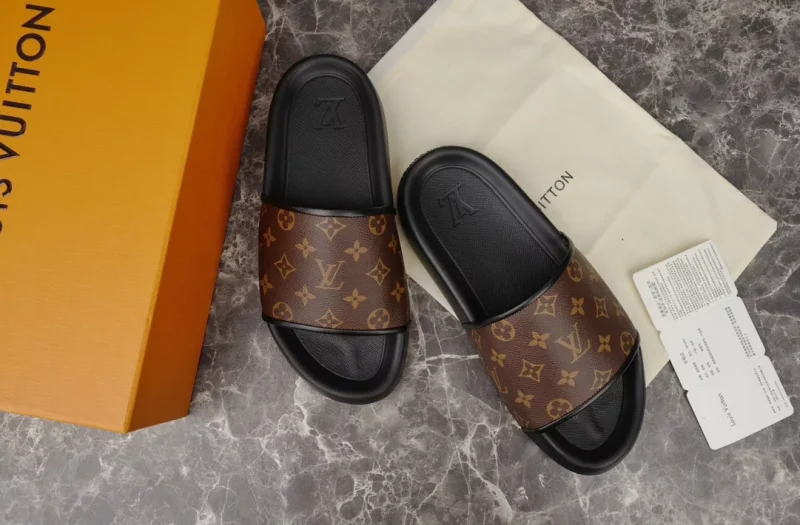 LOUIS VUITTON WATERFRONT MULE – LSVT140 - Image 5
