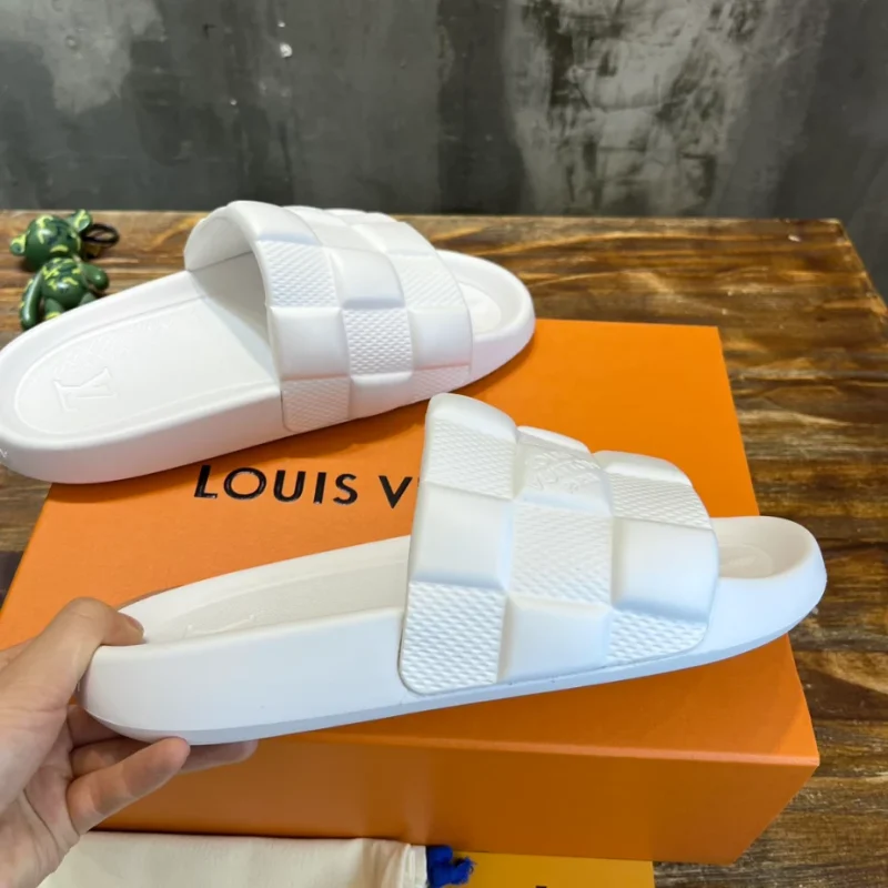 LOUIS VUITTON WATERFRONT MULE – LSVT144 - Image 2