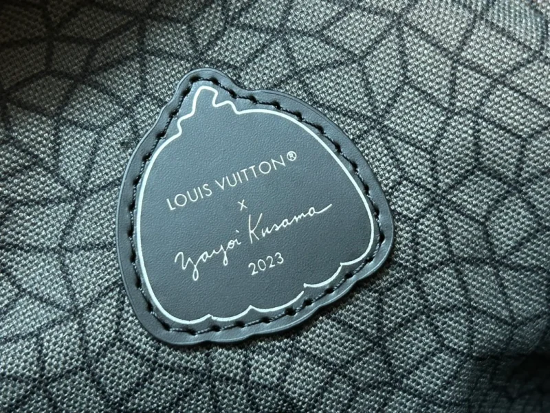 LV X YK KEEPALL 25 MONOGRAM ECLIPSE CANVAS – WLM559 - Image 6