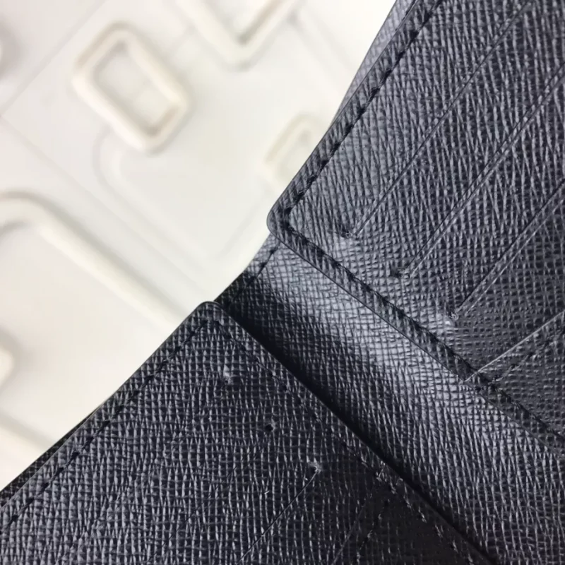 Louis Vuitton X Supreme Wallet Epi Slender Black – WLM120 - Image 8