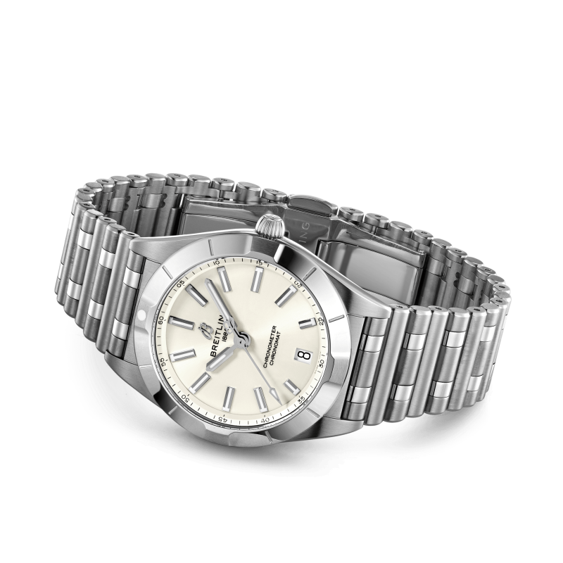 Breitling Chronomat Quartz 32 Ladies Watch, Ref# A77310101A2A1 - Image 3