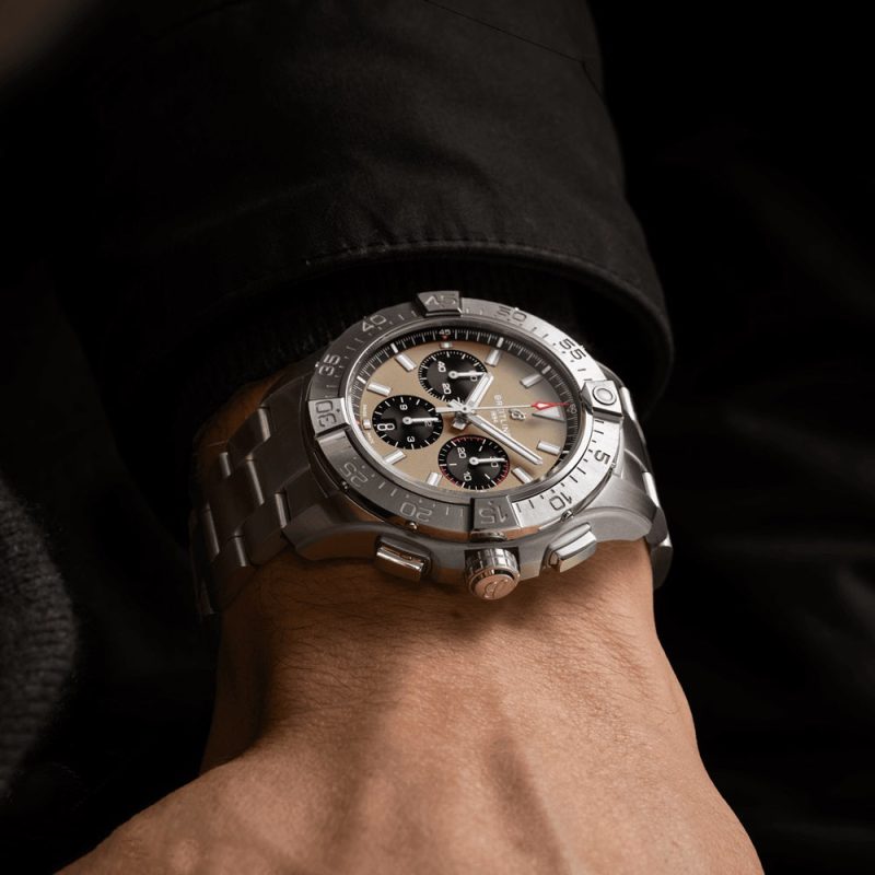 Unworn Breitling Avenger B01 Chronograph 44 Ref# AB0147101A1A1 - Image 7
