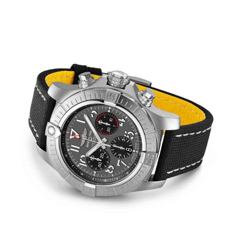 Breitling Avenger B01 CHRONOGRAPH Ref# AB01821A1B1X1 - Image 2