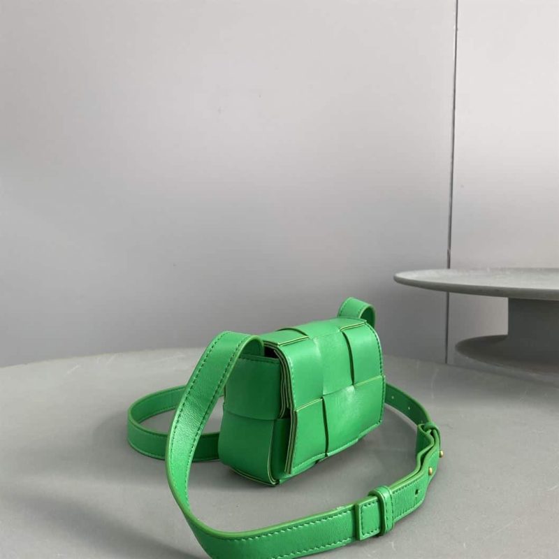 BOTTEGA VENETA WOMEN’S PADDED CASSETTE IN PARAKEET – WBV04 - Image 4