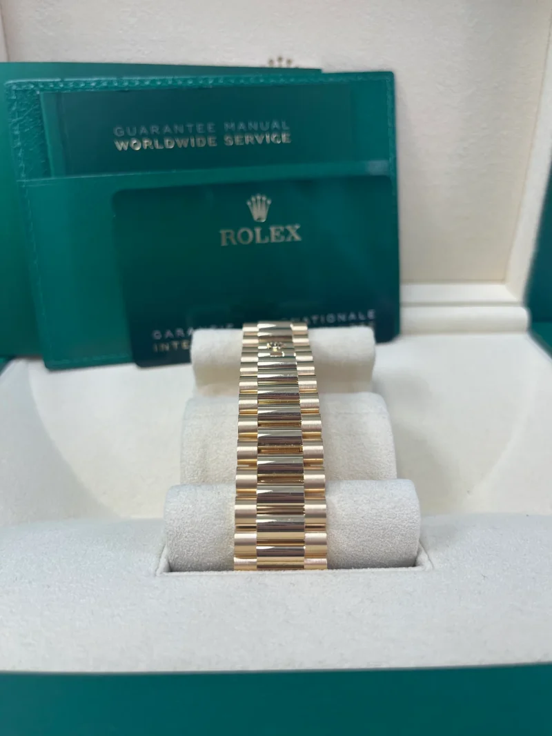 Rolex Day-Date 40 Solid 18k Gold Watch 228238 - Image 4