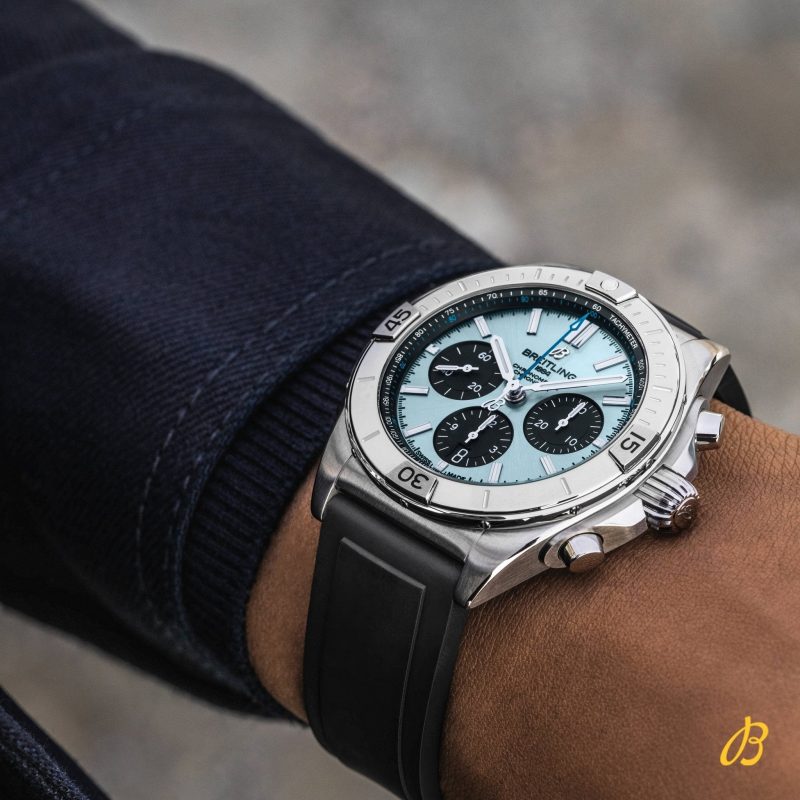 Breitling Chronomat B01 42, Stainless steel and Platinum, Ref# PB0134101C1S1, Unworn 2024 - Image 5