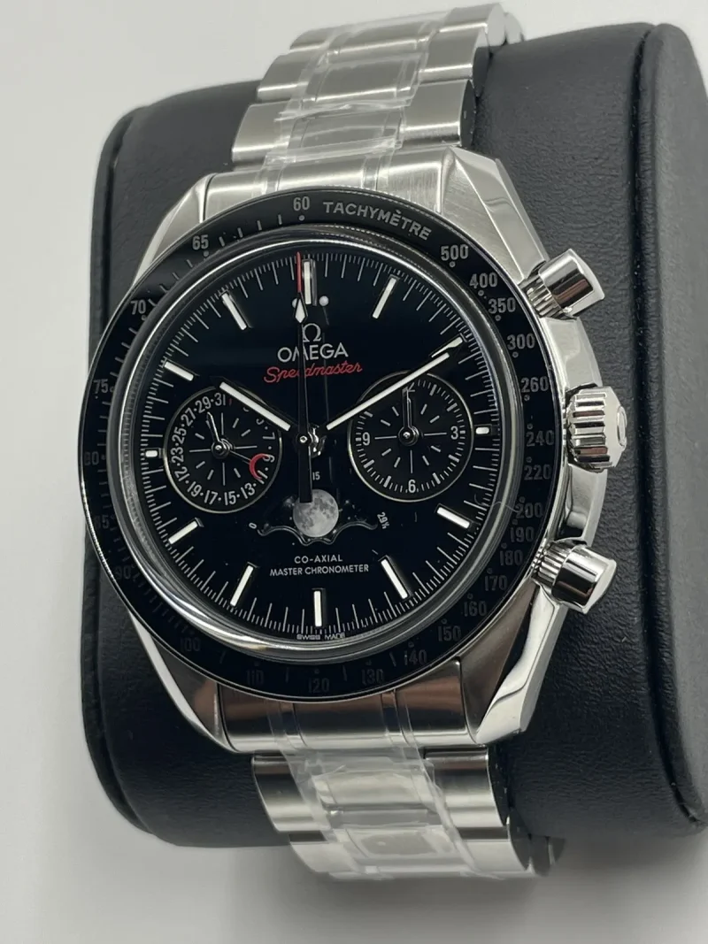 Omega Speedmaster Moonwatch Omega Co-Axial Master Chronometer Moonphase Chronograph 44.25mm - Image 2