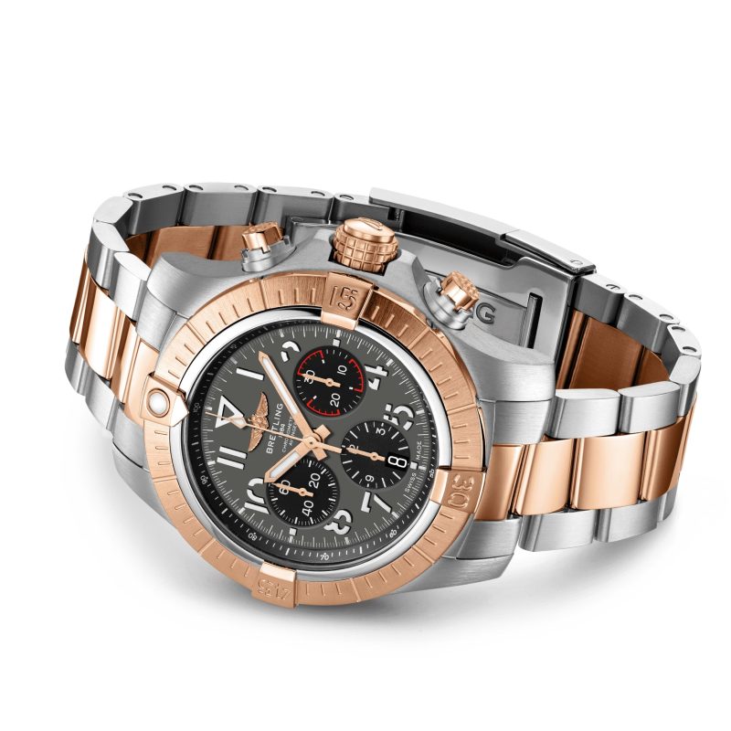 Breitling Avenger B01 CHRONOGRAPH Ref# UB01821A1B1U1 - Image 2