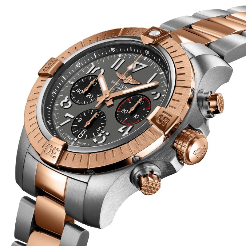 Breitling Avenger B01 CHRONOGRAPH Ref# UB01821A1B1U1 - Image 3