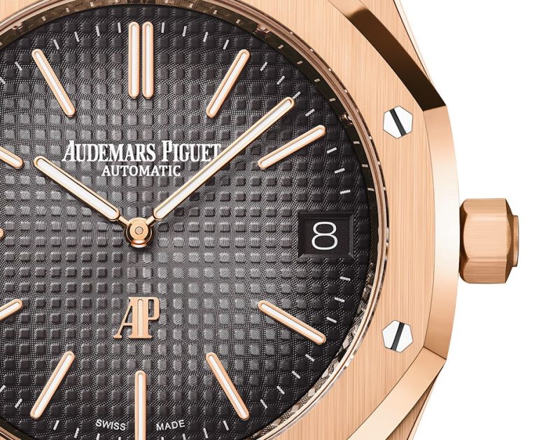 Audemars Piguet Royal Oak ¡°JUMBO¡± EXTRA-THIN ¡°50TH ANNIVERSARY¡± Ref# 16202OR.OO.1240OR.01 - Image 3